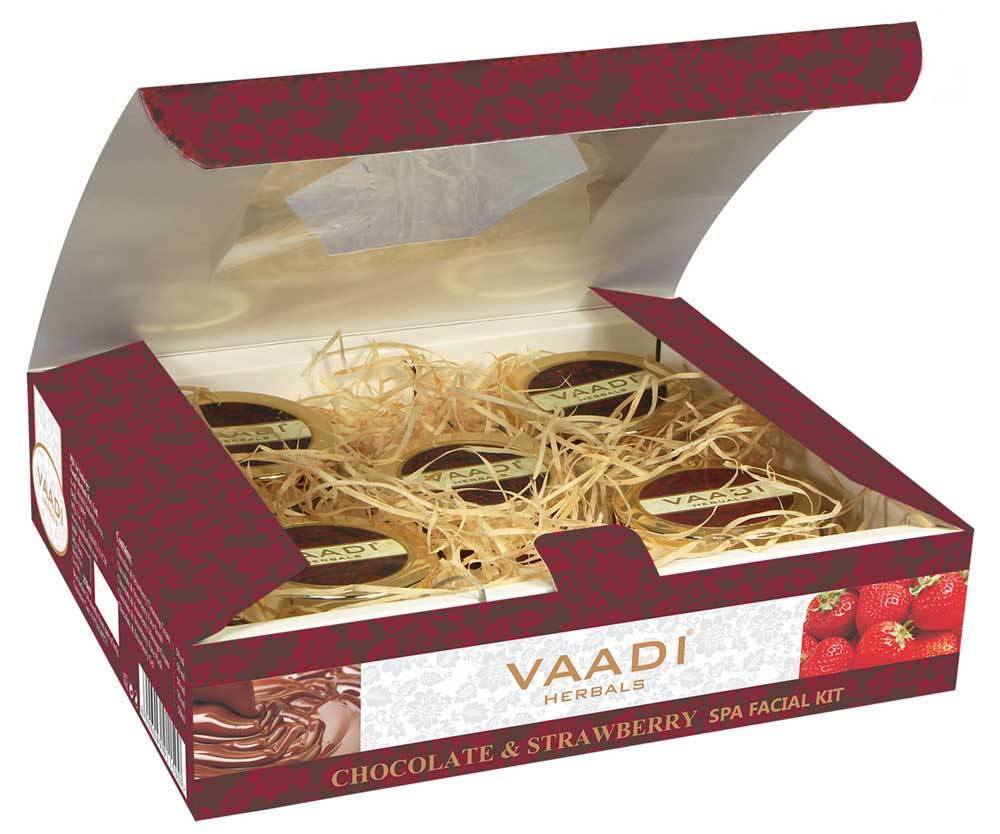 Organic Chocolate Facial Kit with Strawberry Extract - Deep Conditions & Tones Skin ( 270 gms/ 9.6 oz)